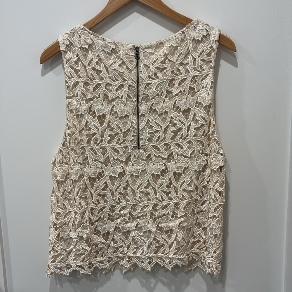 Alice & Olivia Laced Cropped Top L - Picture 2 of 3